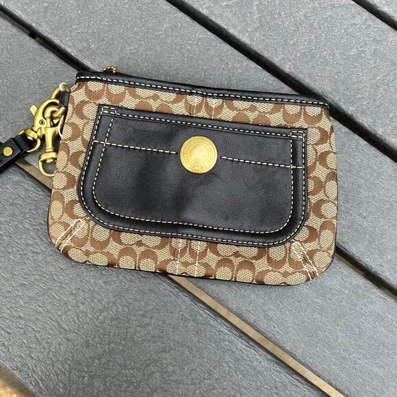COACH wristlet small zip bag - Picture 2 of 12